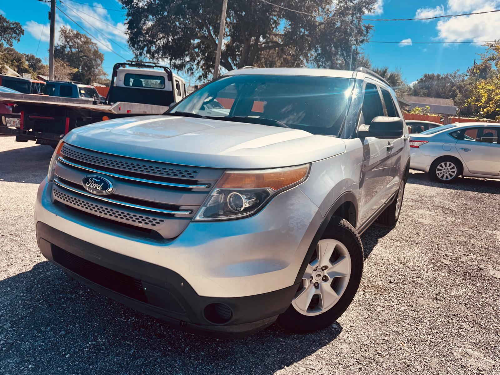
								2013 Ford Explorer full									